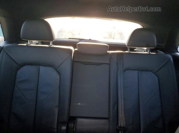 WA1EECF36P1034372 2023 AUDI Q3 White Вид задніх сидінь