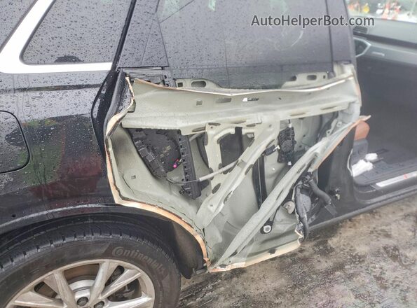WA1EECF39N1010175 2022 AUDI Q3 Черный Вид задней части салона