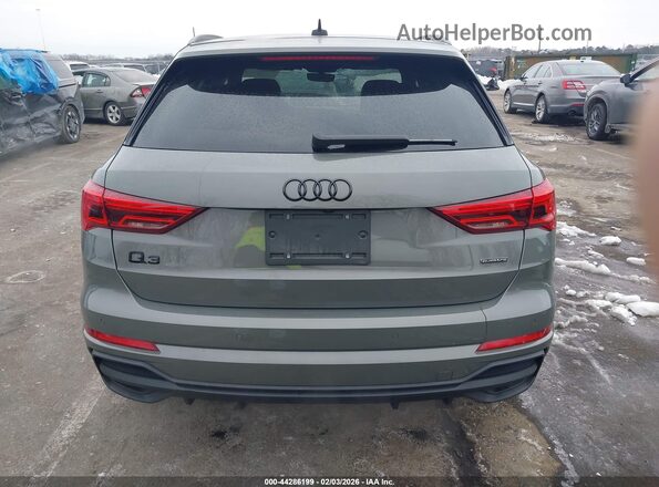 WA1EECF3XP1143563 2023 AUDI Q3 Серый 