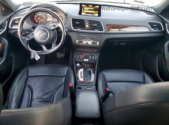 WA1EFCFS9GR022075 2016 AUDI Q3 White Widok deski rozdzielczej