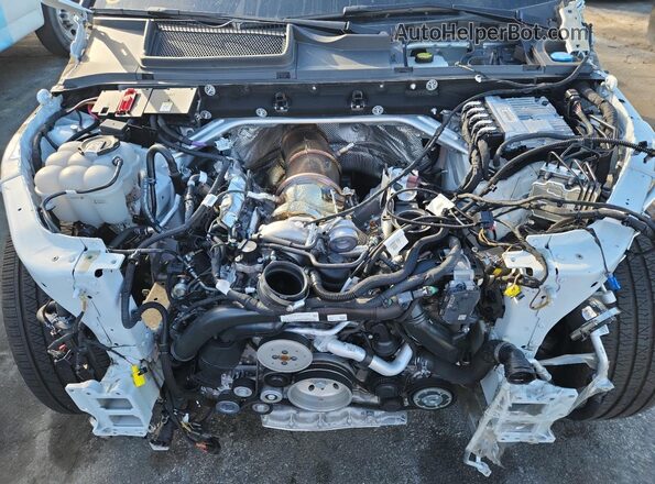 WA1EVBF13SD003791 2025 AUDI Q8 White Widok wnętrza 360 stopni