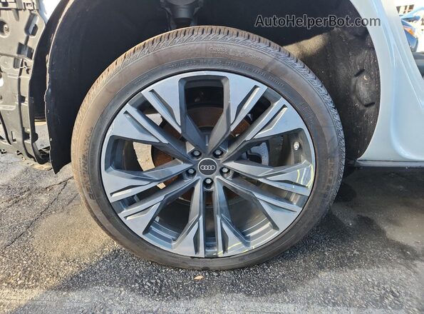 WA1EVBF13SD003791 2025 AUDI Q8 White 