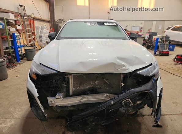 WA1FVBF10SD011383 2025 AUDI Q8 Белый Вид спереди
