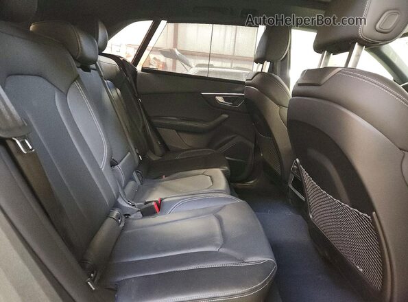 WA1FVBF10SD011383 2025 AUDI Q8 Белый Вид задних сидений