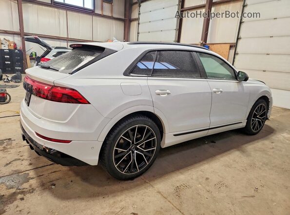 WA1FVBF10SD011383 2025 AUDI Q8 Белый Задняя правая четверть