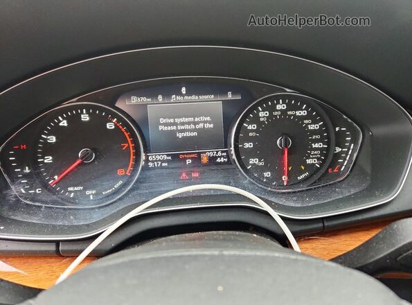 WA1GAAFY2P2071577 2023 AUDI Q5 Черный Вид щитка приборов