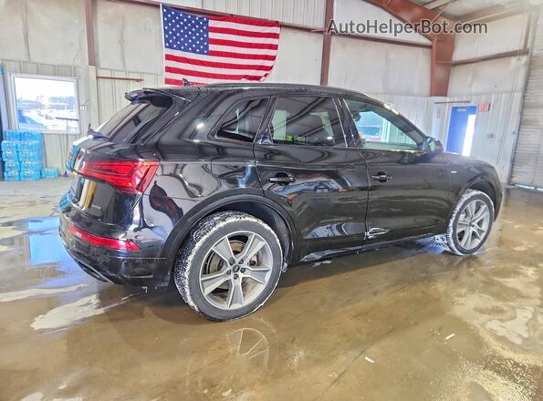 WA1GAAFY5S2025329 2025 AUDI Q5 Черный Задняя правая четверть