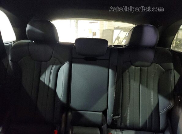 WA1GAAFY5S2025329 2025 AUDI Q5 Черный Вид задних сидений