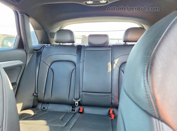 WA1GFCFS9GR002529 2016 AUDI Q3 Серебряный Вид задних сидений