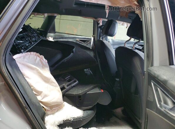 WA1H2BFZ4NP054134 2022 AUDI Q4 Gray Vista interior trasera