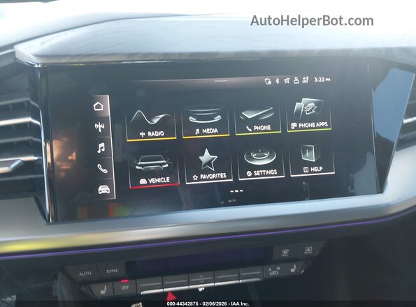 WA1H2BFZ8NP015028 2022 AUDI Q4 Черный 