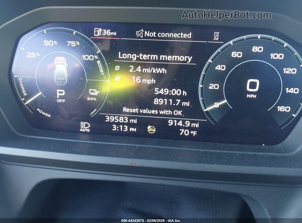 WA1H2BFZ8NP015028 2022 AUDI Q4 Черный Вид задних сидений