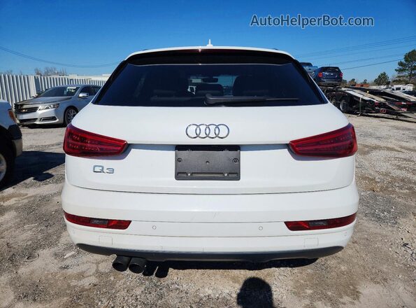 WA1HCCFS3HR013847 2017 AUDI Q3 White Вид ззаду