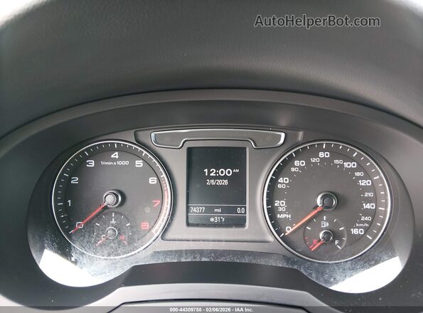 WA1JCCFS6HR008501 2017 AUDI Q3 White Widok tylnych siedzeń