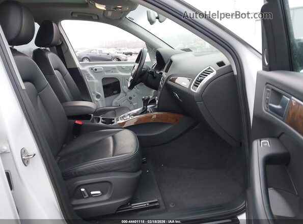 WA1L2AFP3GA091555 2016 AUDI Q5 White Вид салону спереду