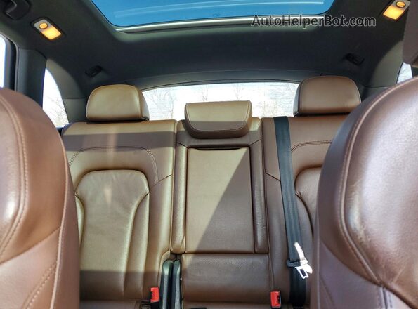 WA1L2AFP9GA006606 2016 AUDI Q5 White უკანა სალონის ხედი