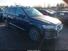 2018 Audi Q7 3.0t Premium Черный vin: WA1LAAF72JD010005