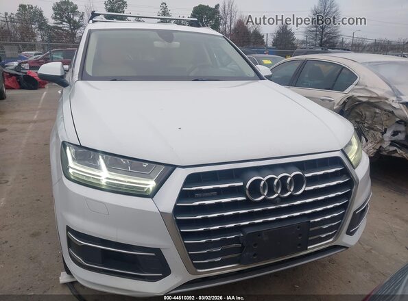 WA1LAAF78HD008835 2017 AUDI Q7 White Вид спереду