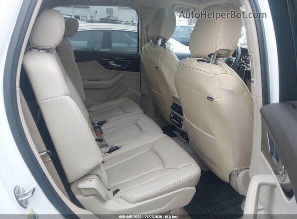 WA1LAAF78HD008835 2017 AUDI Q7 White Вид наклейки з VIN-кодом