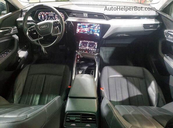 WA1LAAGE7PB003553 2023 AUDI E-TRON Black Առջևի վահանակի տեսք
