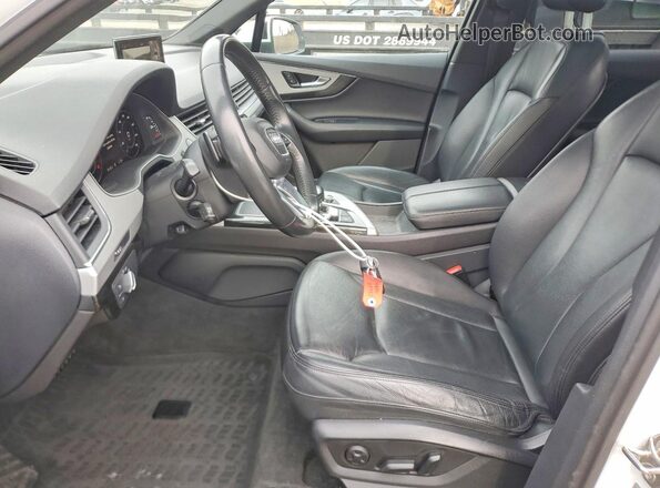 WA1LHAF74KD043357 2019 AUDI Q7 Белый Вид салона спереди