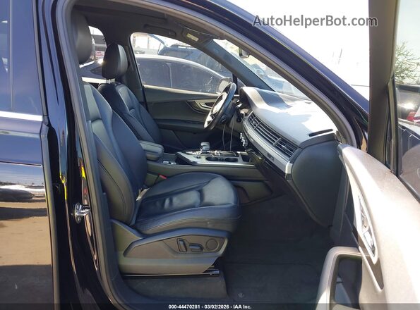 WA1LHAF77JD033906 2018 AUDI Q7 Черный Вид салона спереди