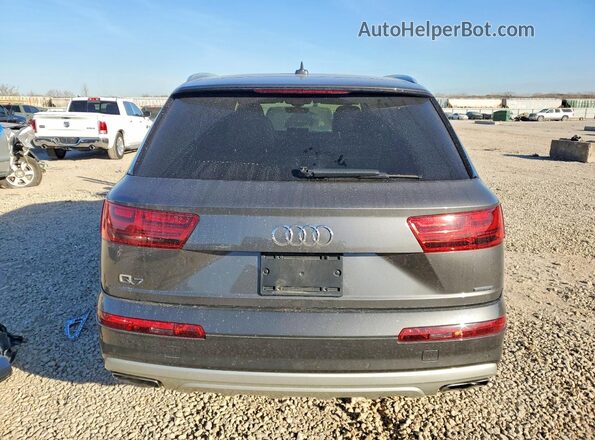 WA1LHAF7XKD044268 2019 AUDI Q7 Gray Widok z tyłu