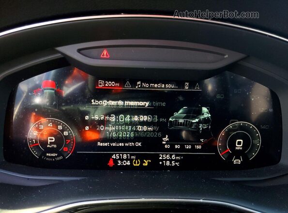 WA1LXBF72ND013545 2022 AUDI Q7 Blue Вид щитка приладів