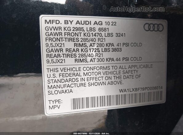 WA1LXBF79PD006014 2023 AUDI Q7 Black Widok komory silnika