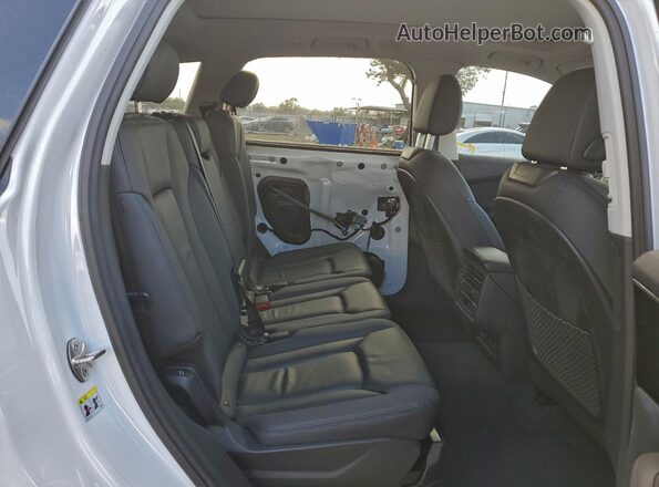 WA1LXBF7XPD002523 2023 AUDI Q7 Белый Вид задней части салона
