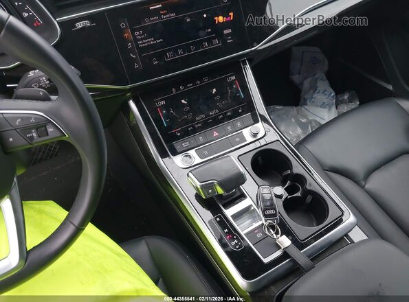 WA1LXBF7XPD003185 2023 AUDI Q7 Черный Вид панели приборов
