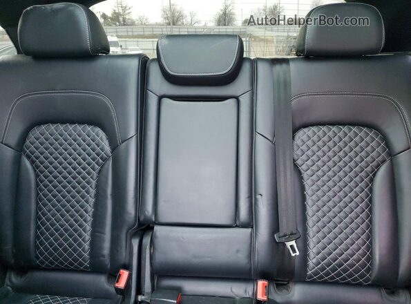 WA1VCAFP0HA050212 2017 AUDI SQ5 Черный Вид задних сидений