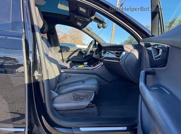 WA1VXAF70MD013254 2021 AUDI Q7 Черный Вид спереди