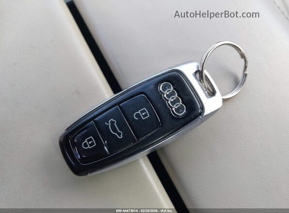 WAU8DAF84KN005196 2019 AUDI OTHER Silver Вид панелі приладів