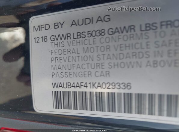 WAUB4AF41KA029336 2019 AUDI S4 Black Widok komory silnika