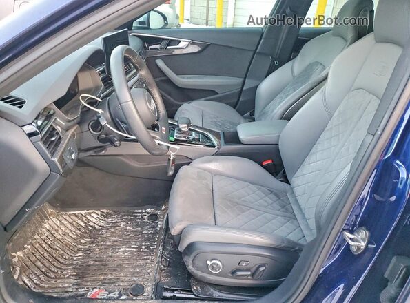 WAUB4AF48LA078258 2020 AUDI S4 Синий Вид салона спереди
