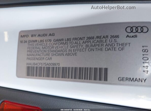 WAUB4CF57SA009970 2025 AUDI S5 White Widok komory silnika
