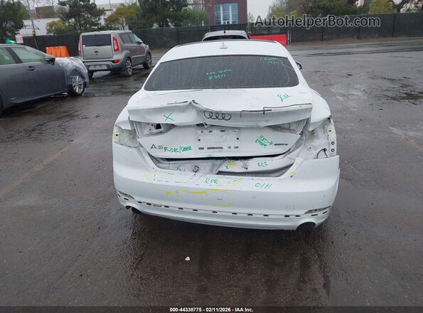 WAUBNCF55KA044455 2019 AUDI OTHER Белый 