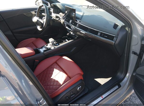 WAUC4AF41NA034612 2022 AUDI S4 Серый Вид салона спереди