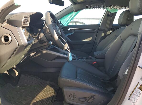 WAUGUDGY7SA047087 2025 AUDI OTHER Белый Вид салона спереди