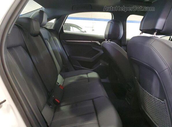 WAUHUDGY1RA034575 2024 AUDI OTHER Белый Вид задних сидений