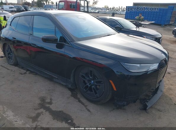 WB523CF01SCS53446 2025 BMW IX Black Передня права чверть