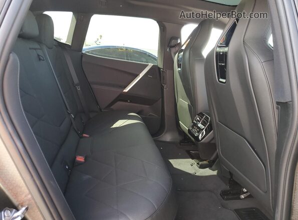 WB523CF02SCT20278 2025 BMW IX Угольный Вид задней части салона
