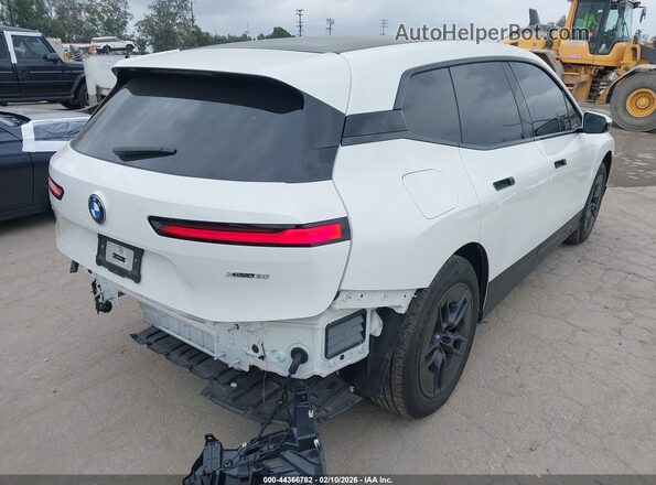 WB523CF04SCU32449 2025 BMW IX White Задня права чверть