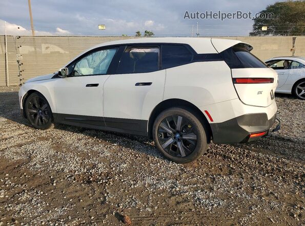 WB523CF05SCT69569 2025 BMW IX White Trasero izquierdo