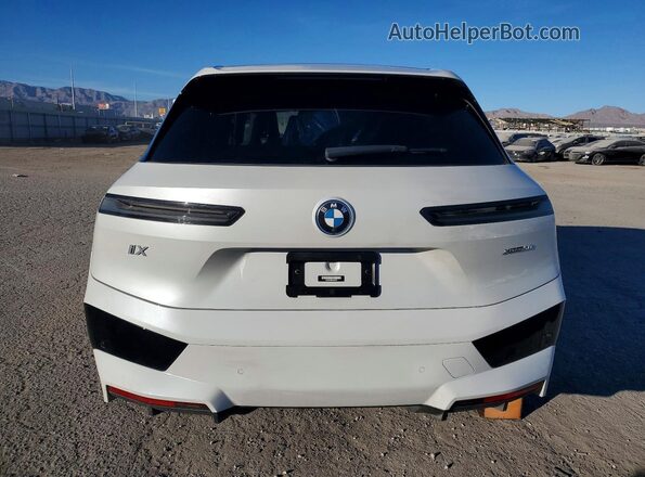 WB523CF09PCM75997 2023 BMW IX White Rear view