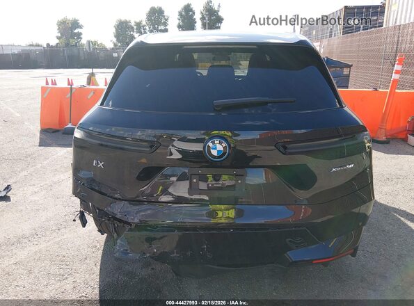 WB523CF09RCP90639 2024 BMW IX Black 