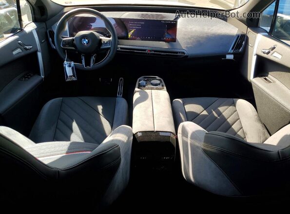 WB553CF05TCW43626 2026 BMW IX Бежевый Вид панели приборов