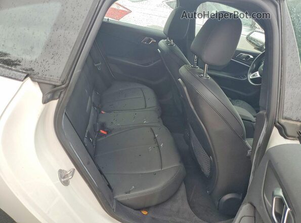 WBA13AL00P7L29082 2023 BMW M2 Белый Вид задних сидений