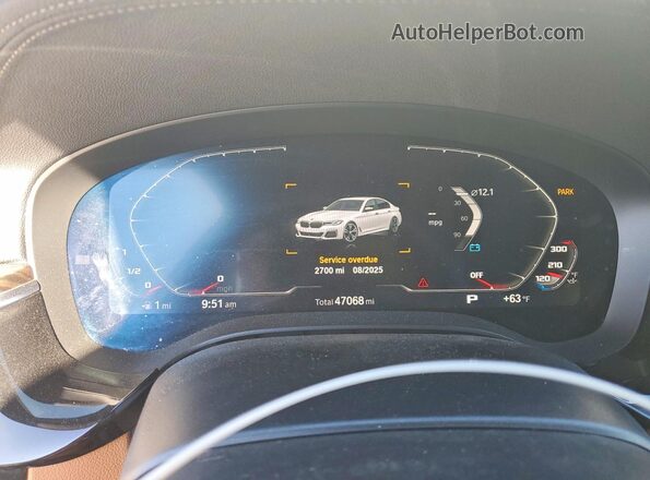 WBA13BK03MCF77744 2021 BMW M5 Белый Вид щитка приборов